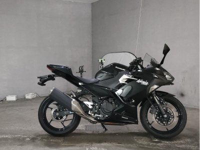 Kawasaki NINJA400 2021