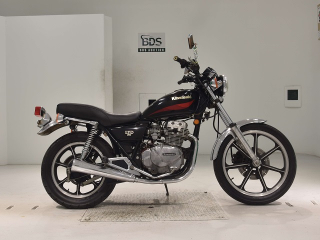 Kawasaki Z250LTD
