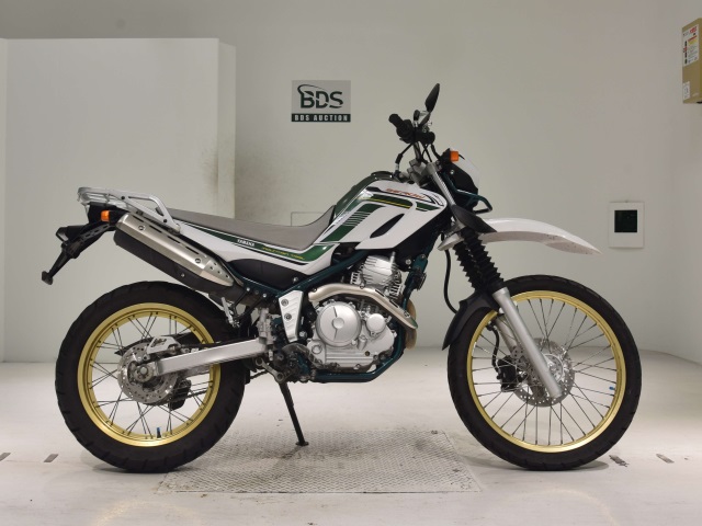 Yamaha SEROW XT250 2020