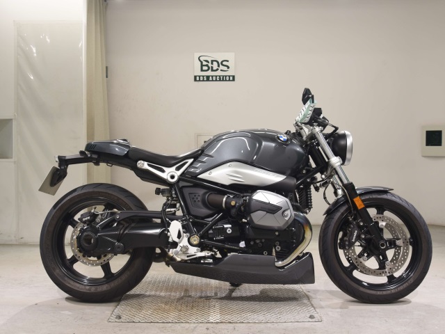 BMW R NINE T PURE 2021