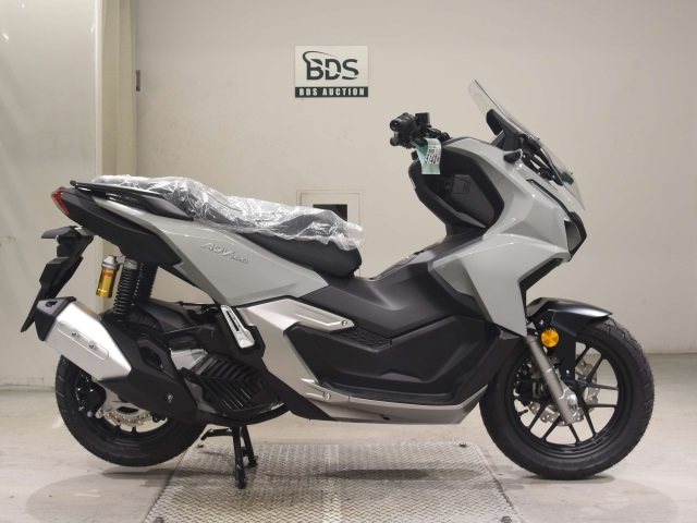 Honda ADV 160 2025