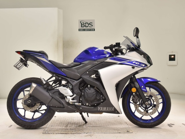 Yamaha YZF-R3 2016