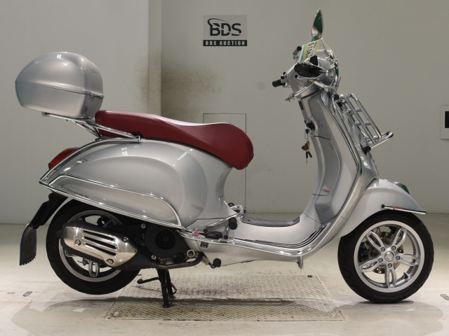 Vespa PRIMAVERA 150 2016