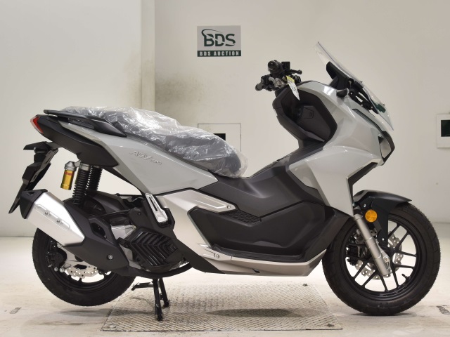 Honda ADV 160 2025