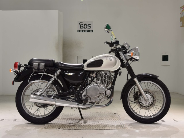Suzuki ST250