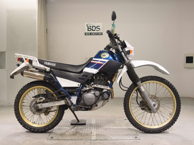 Yamaha SEROW XT225 1995
