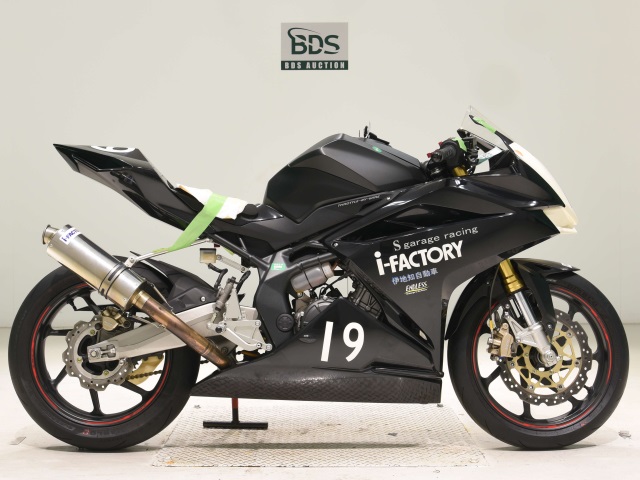 Honda CBR250RRA