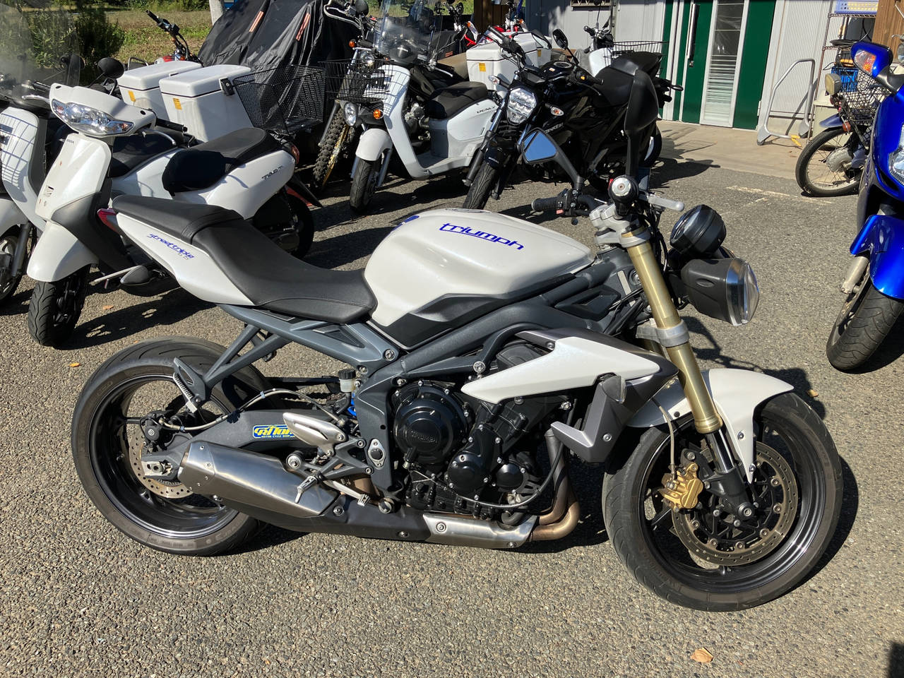 Triumph STREET TRIPLE 2013
