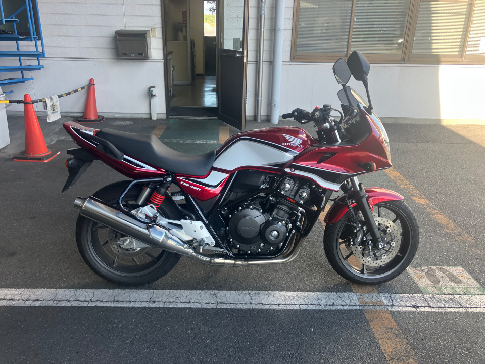Honda CB400SFVA 2022