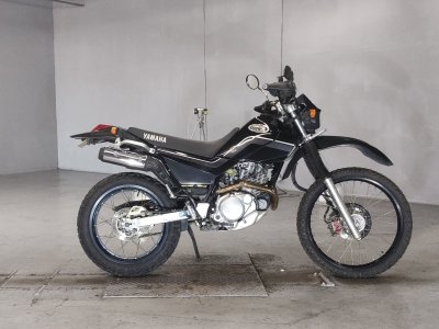 Yamaha SEROW XT225 2004