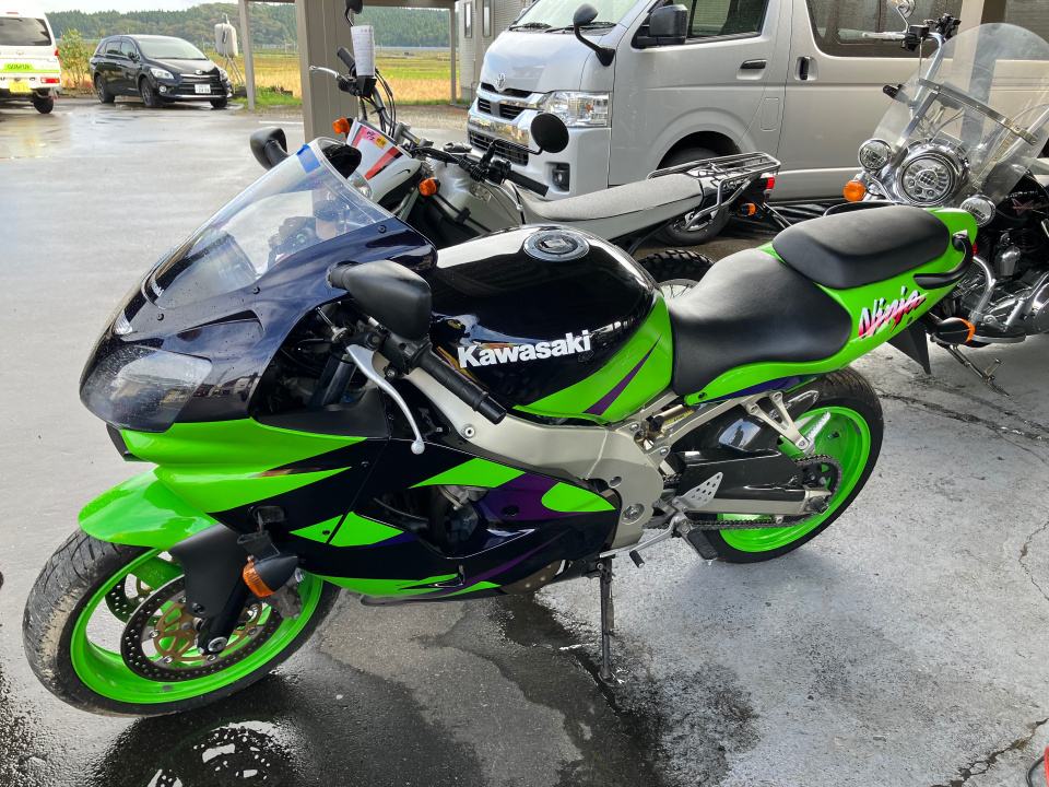 Kawasaki NINJA ZX-9R 2002