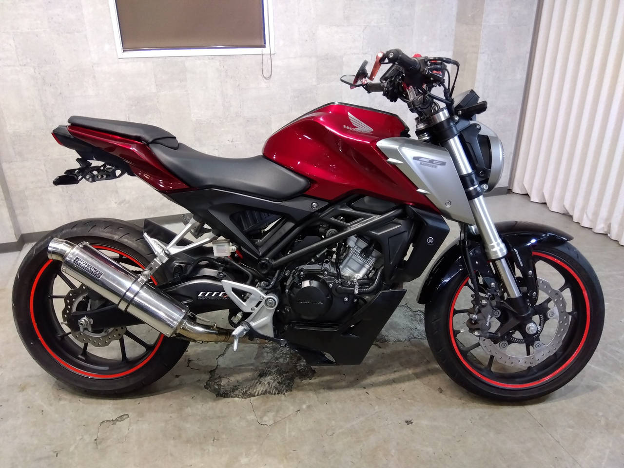 Honda CB125R 2018