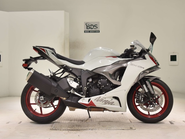 Kawasaki ZX-6RA 2025