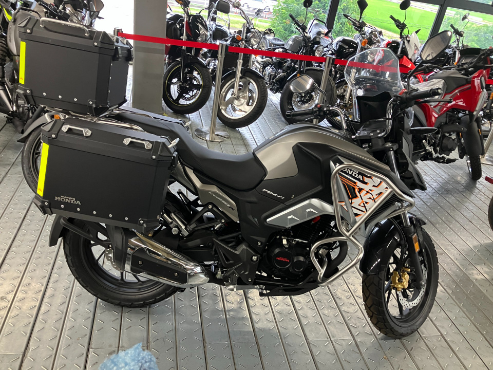 Honda CB190X 2021