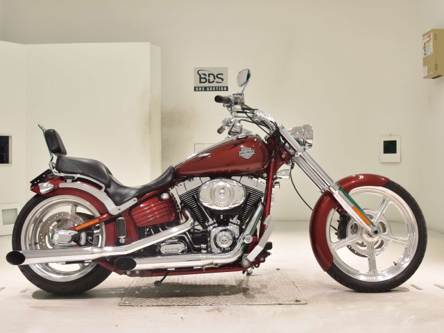 HD ROCKER C FXCWC1580 2010