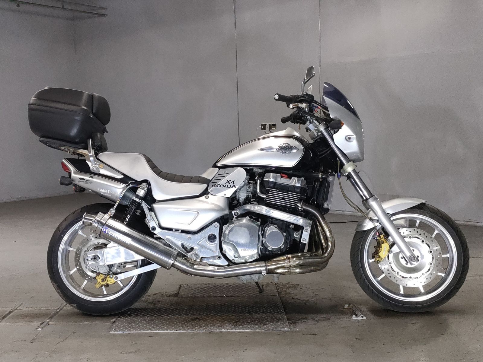 Honda X4 1997