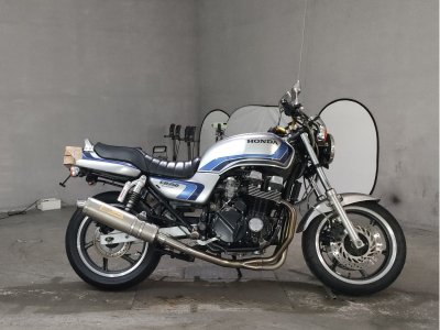 Honda CB750 1996