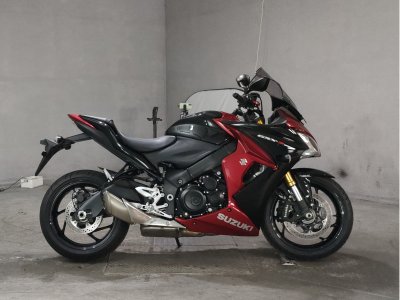 Suzuki GSX-S1000F 2015