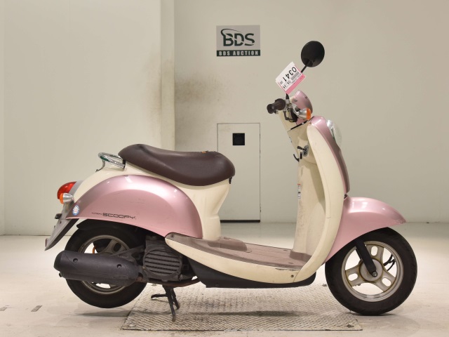 Honda SCOOPY50 2005