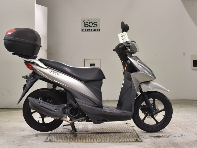 Suzuki ADDRESS V110