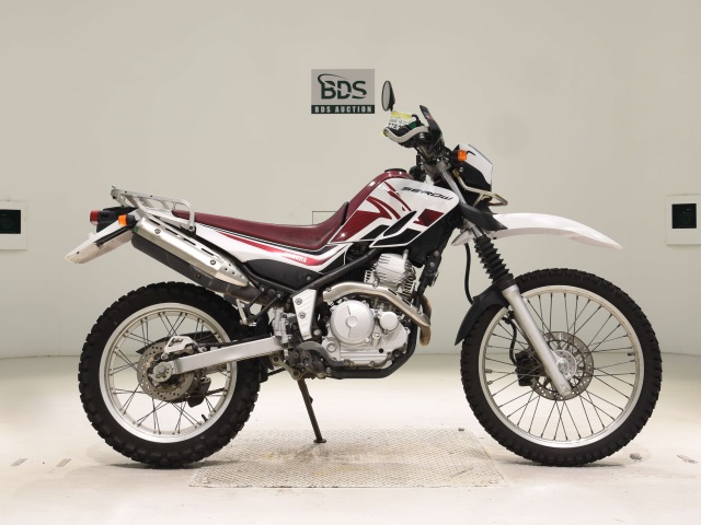 Yamaha SEROW XT250 2012