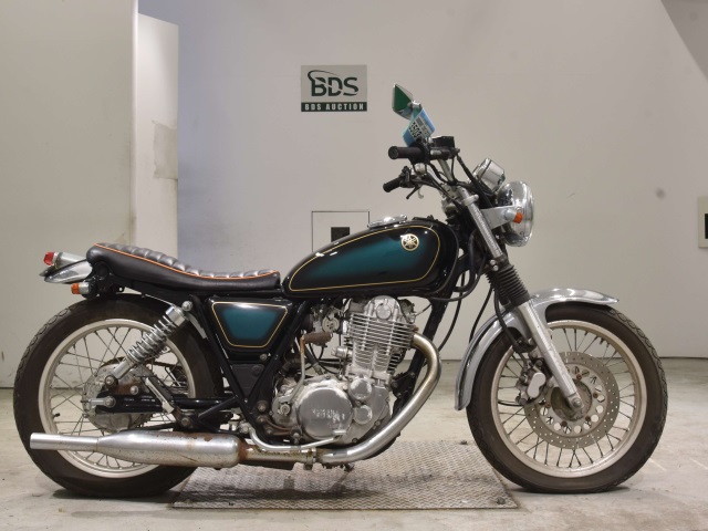 Yamaha SR400 2005