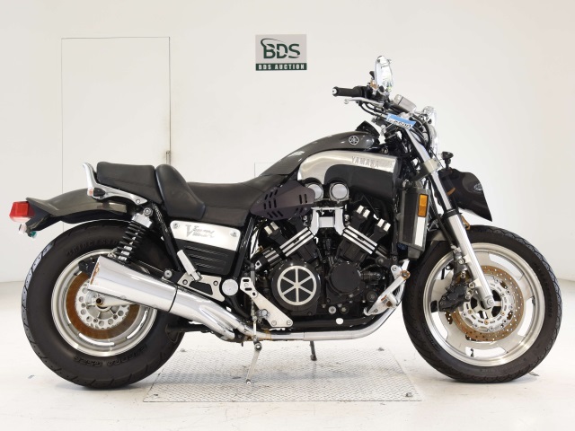 Yamaha V-MAX1200