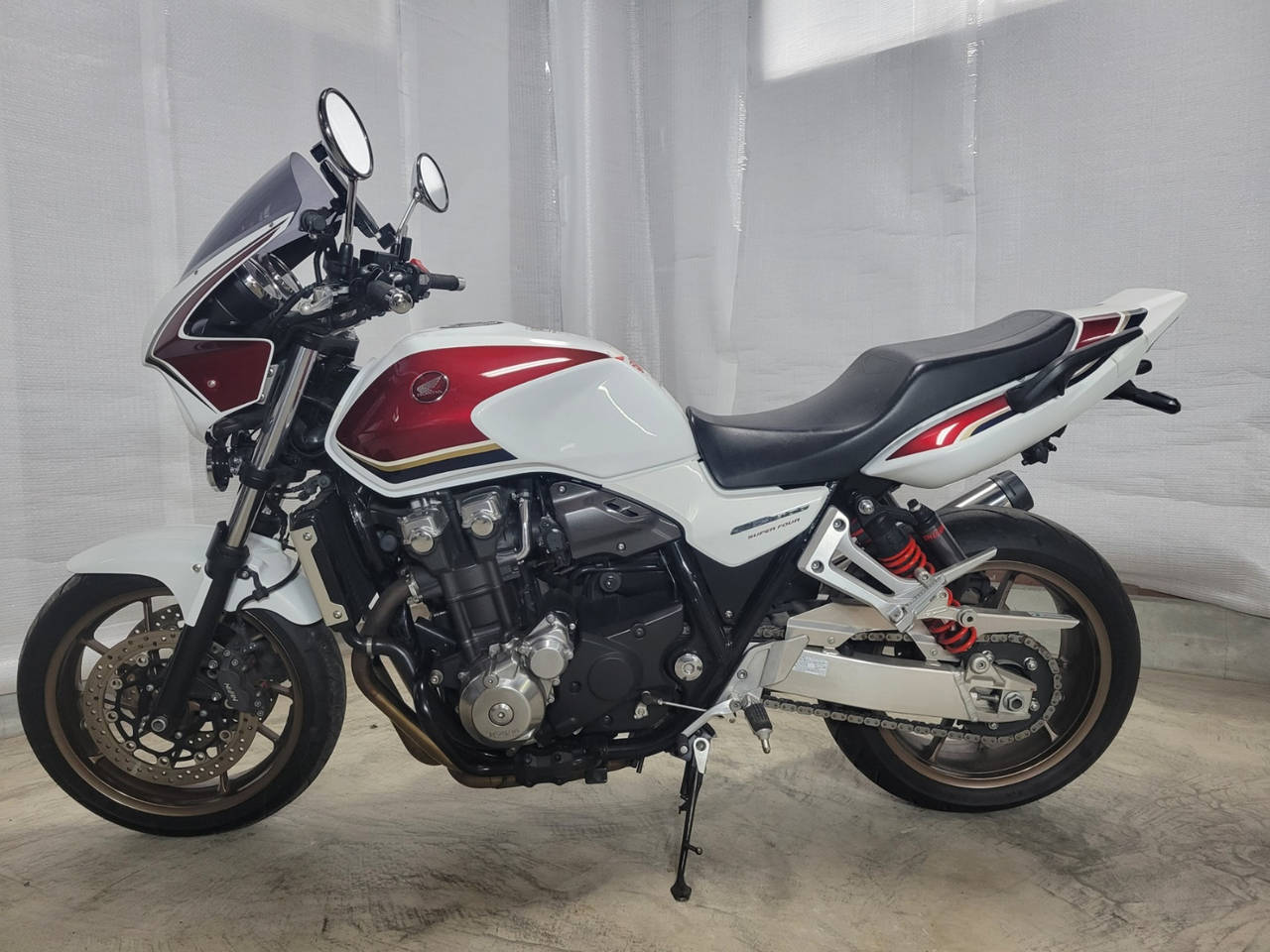 Honda CB1300SFA 2018
