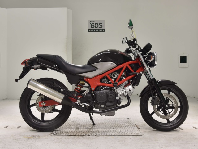 Honda VTR250 2011