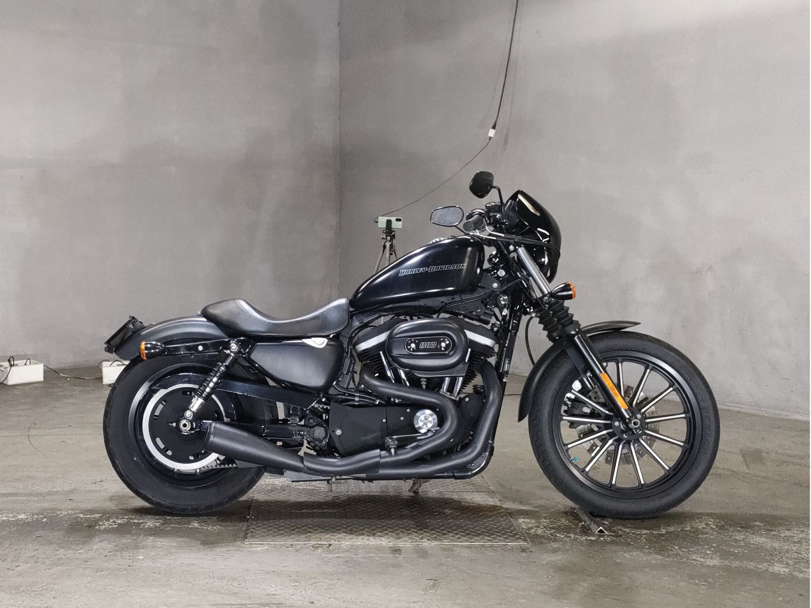 HD SPORTSTER IRON XL883N 2011