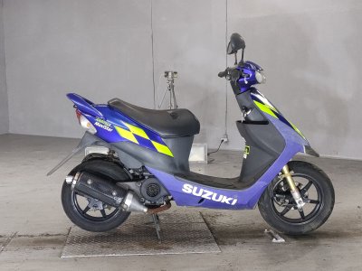Suzuki SEPIA ZZ