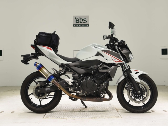 Kawasaki Z400 2021