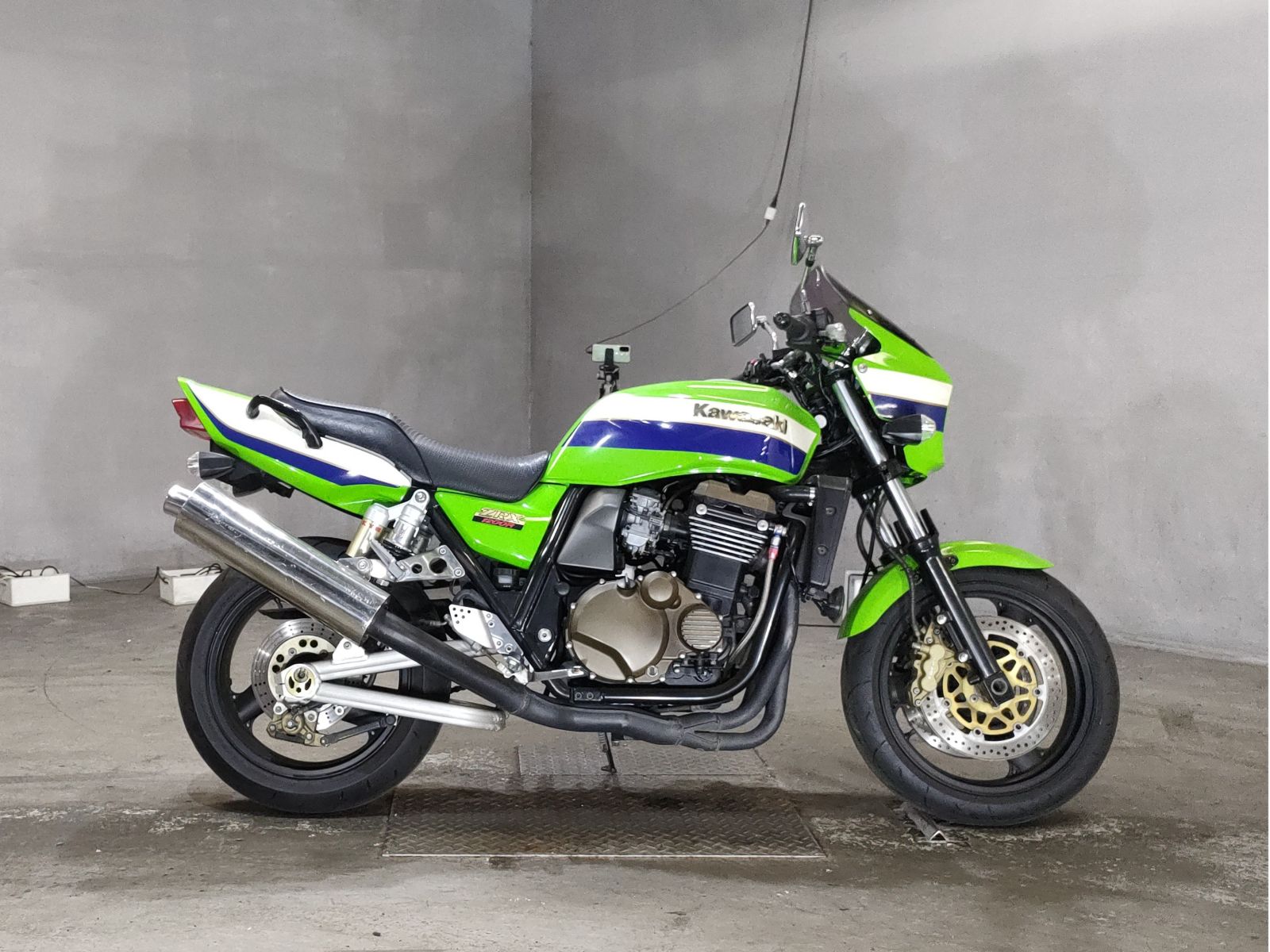 Kawasaki ZRX1200R 2001