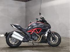 Ducati DIAVEL CARBON 2012