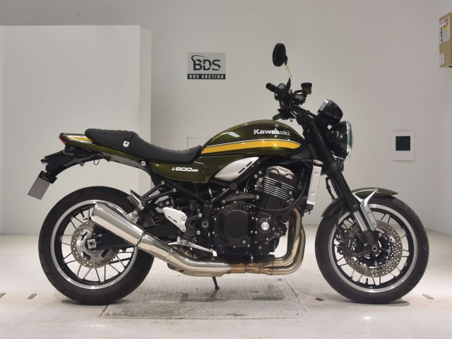 Kawasaki Z900RS 2021