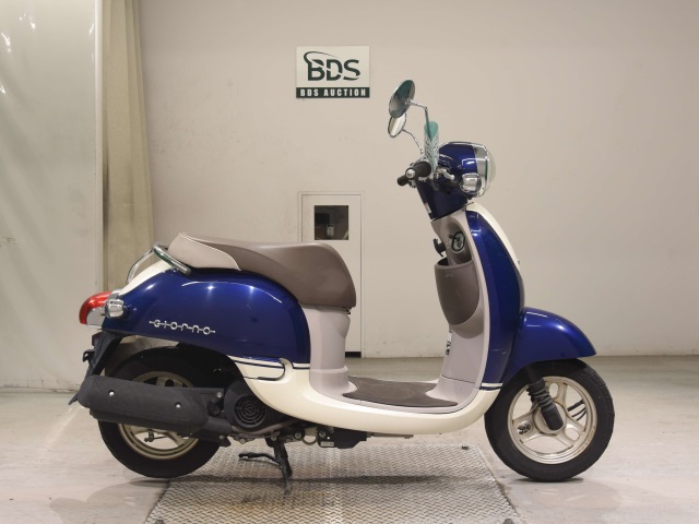 Honda GIORNO 2014