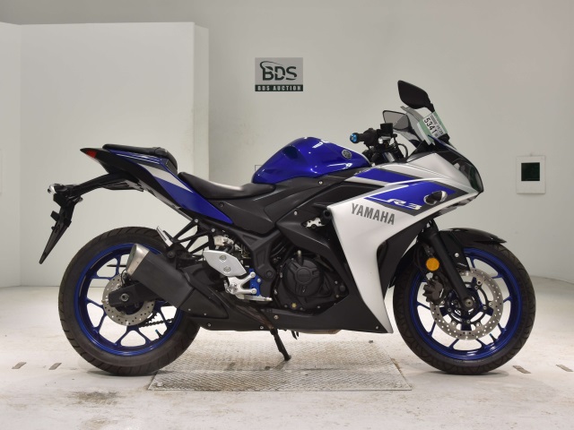 Yamaha YZF-R3 2015