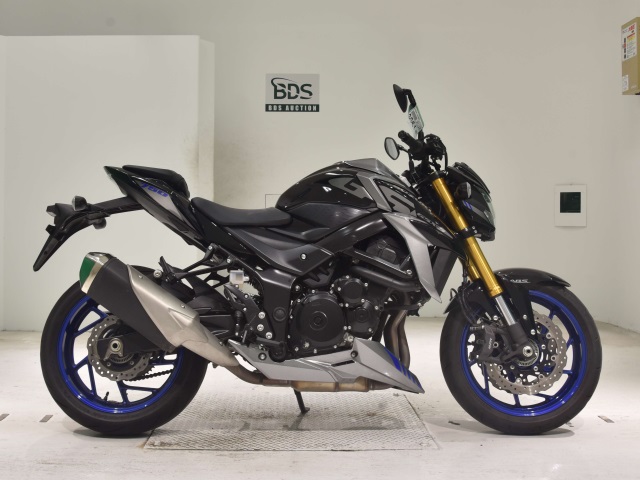 Suzuki GSX-S750 2022