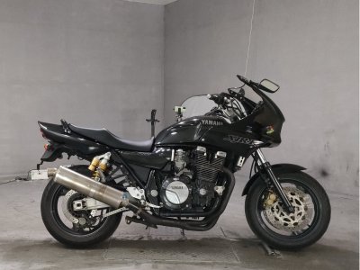 Yamaha XJR1200R 1998
