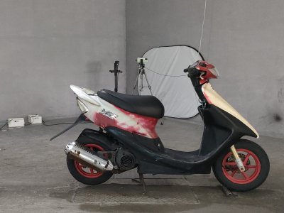 Honda DIO ZX 2000