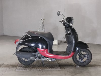 Honda GIORNO 2012