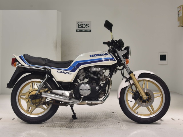 Honda CB400N 2024