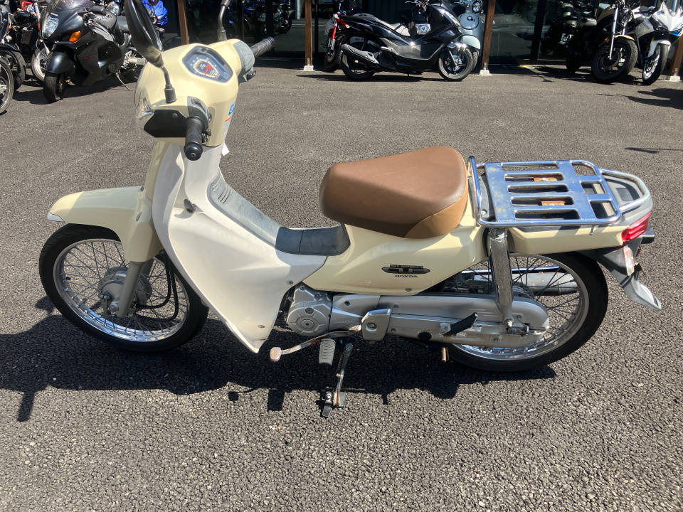 Honda SUPER CUB110 2012