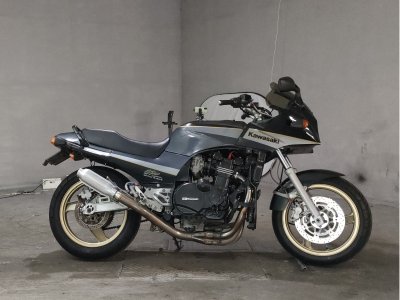 Kawasaki GPZ900R 1991