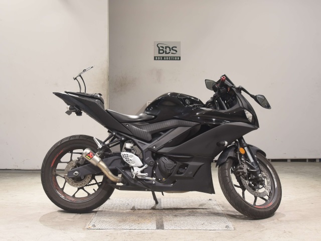 Yamaha YZF-R25 2020