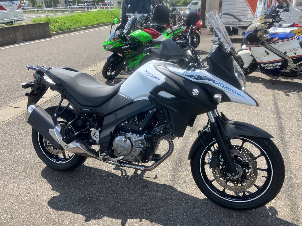 Suzuki V-STROM DL650A 2022
