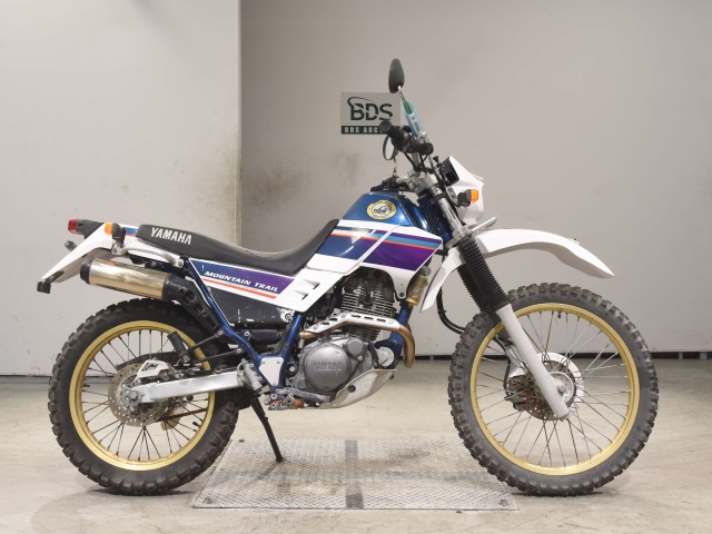 Yamaha SEROW XT225 1995