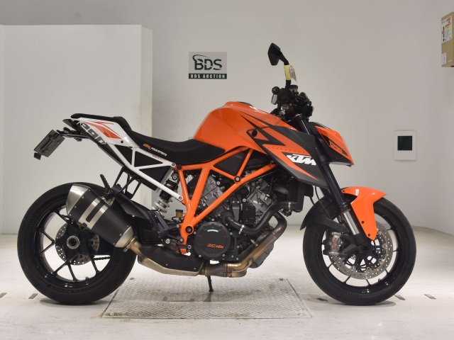 KTM 1290 SUPERDUKE R 2016