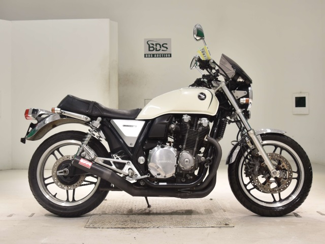 Honda CB1100A 2011