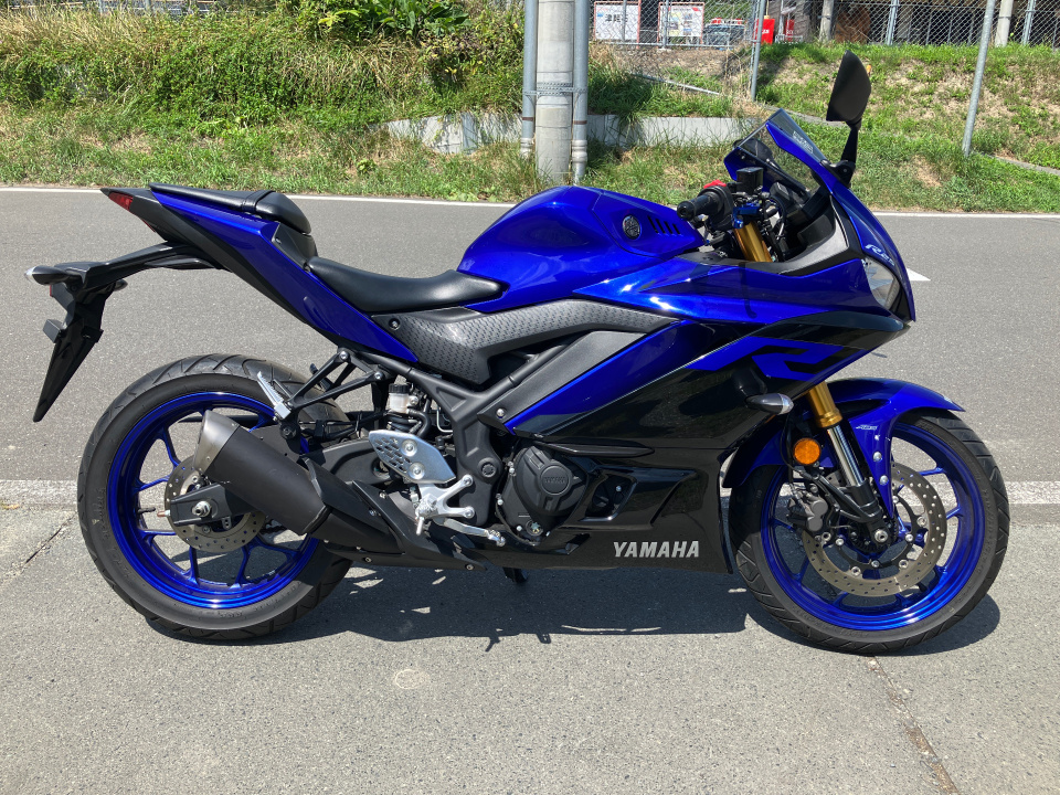 Yamaha YZF-R25A 2019